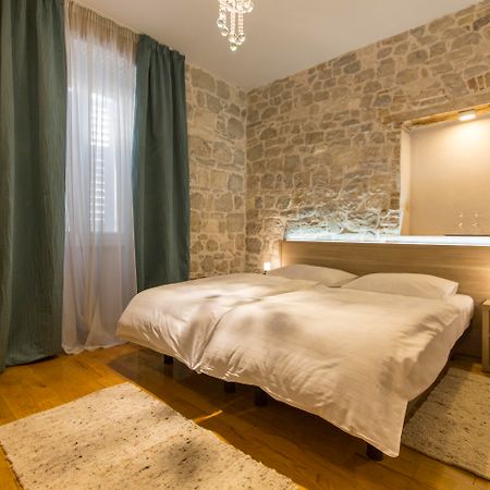 Tifani Luxury Rooms Split Exterior photo