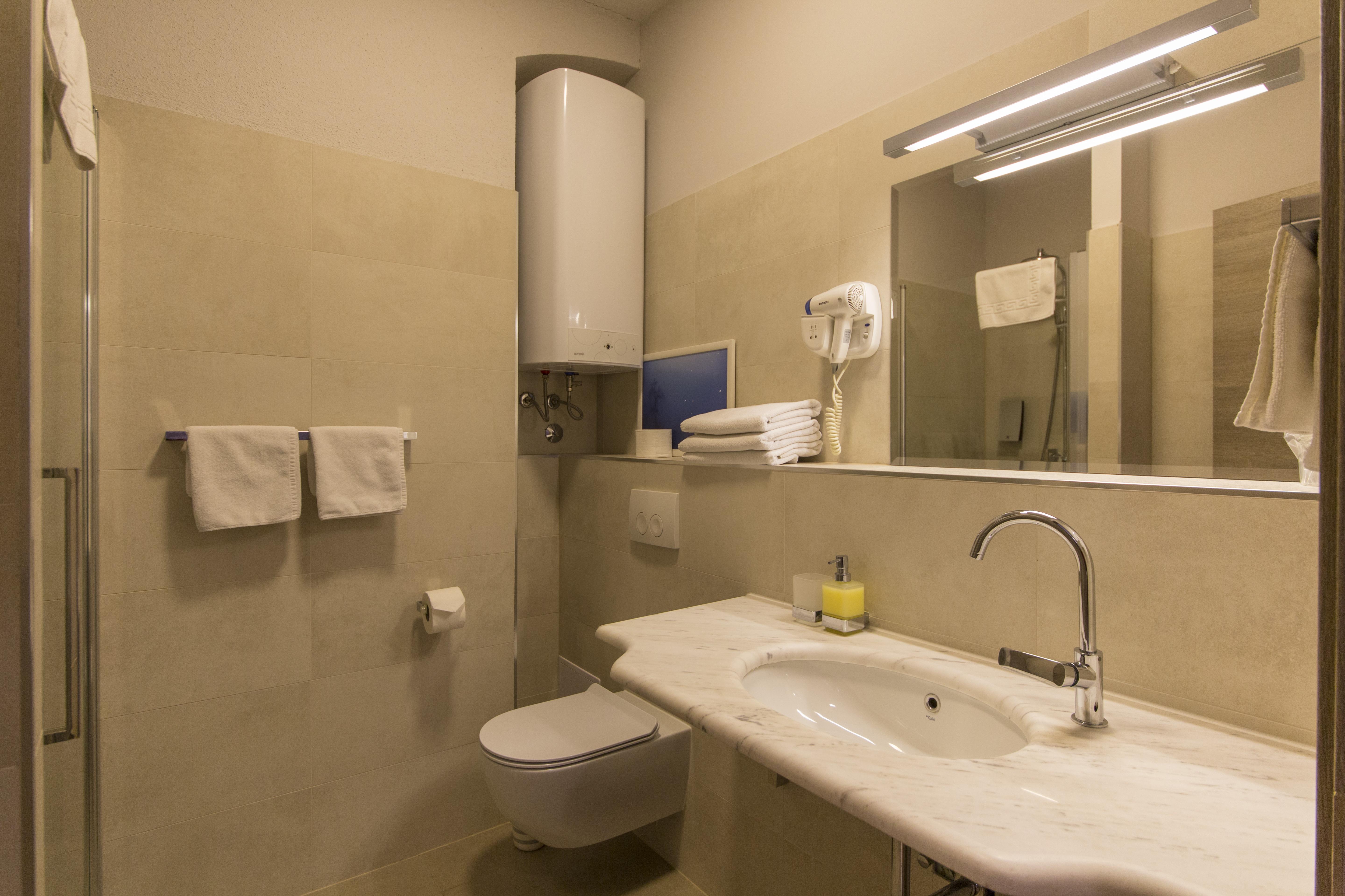 Tifani Luxury Rooms Split Exterior photo