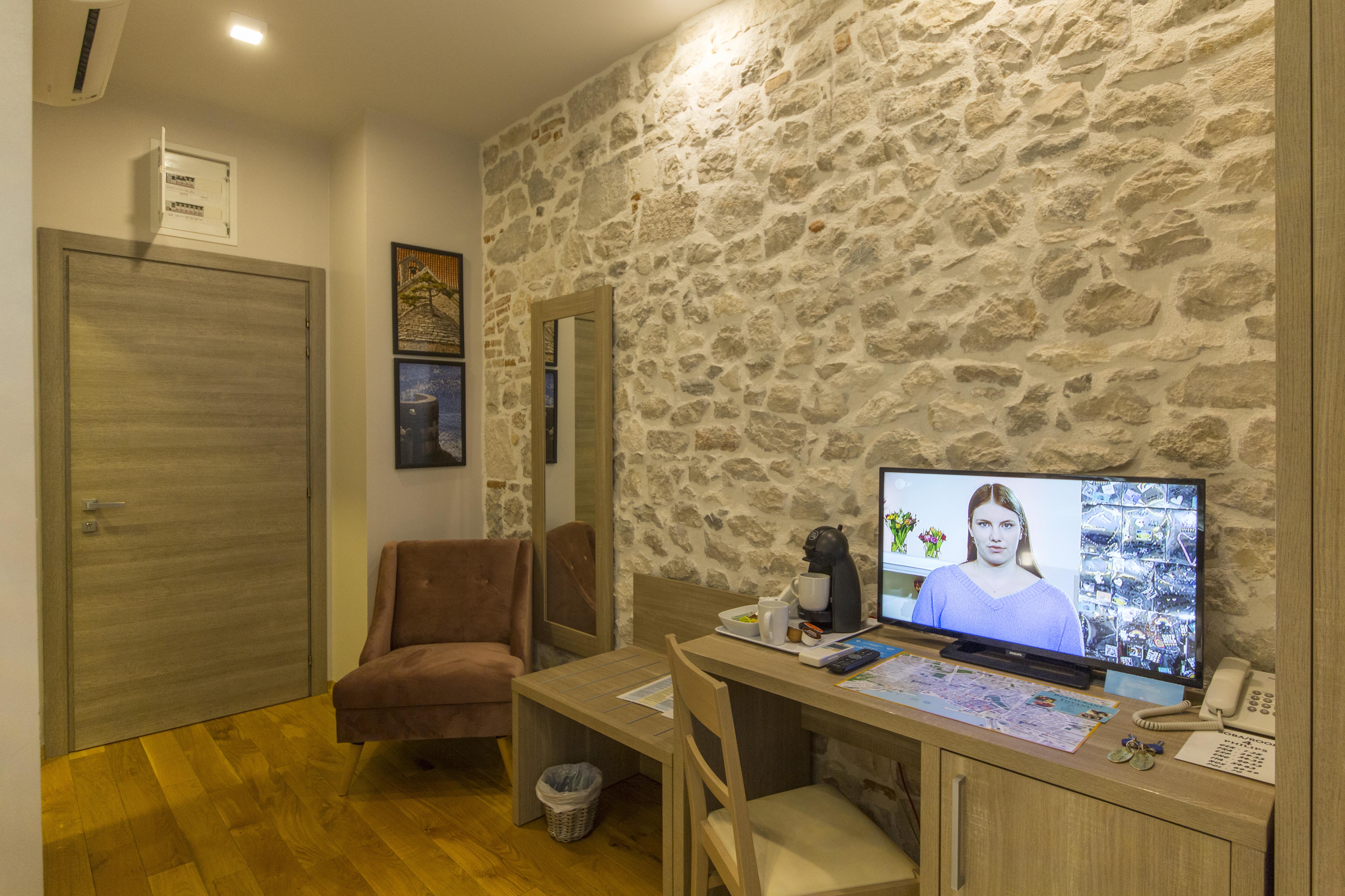 Tifani Luxury Rooms Split Exterior photo