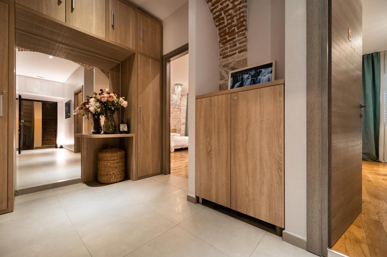 Tifani Luxury Rooms Split Exterior photo
